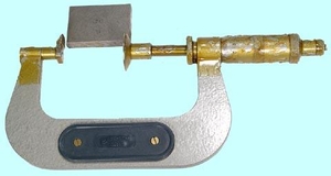 Микрометр Зубомерный МЗ- 75  50-75 мм (0,01) кл.т.2 ГОСТ6507-90 г.в. 1986-1998 (cnic11768)