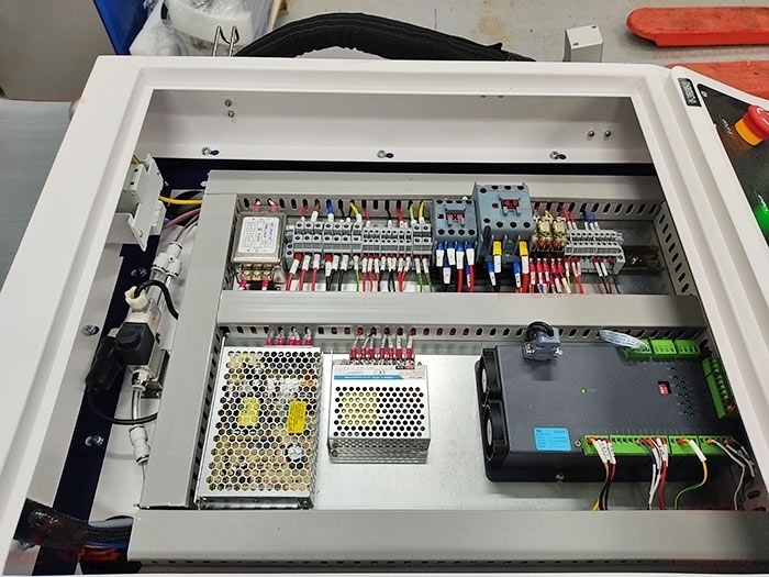 Аппарат лазерной очистки KY-W-HW3000-CW 3кВт Raycus