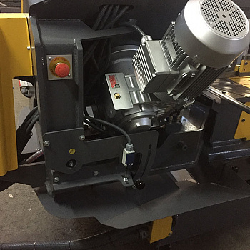Полуавтоматический ленточнопильный станок Kesmak KMY DG 450