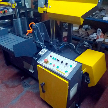 Полуавтоматический ленточнопильный станок Kesmak KSY 650X1050
