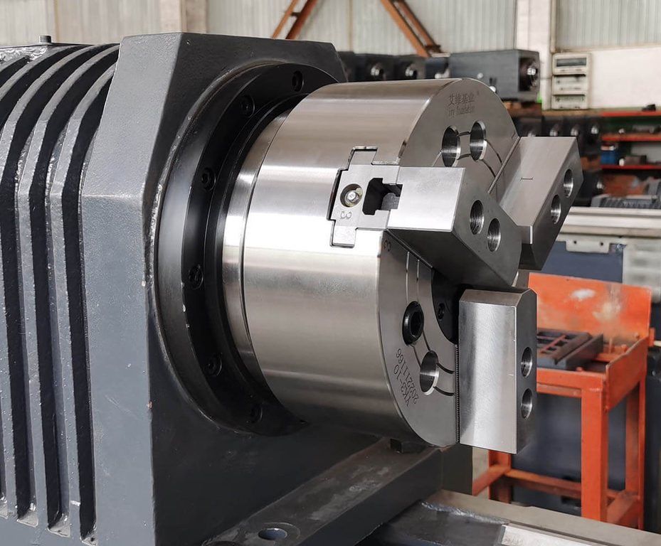 Токарный станок c ЧПУ с прямой станиной MetalTec NEXT 36x750
