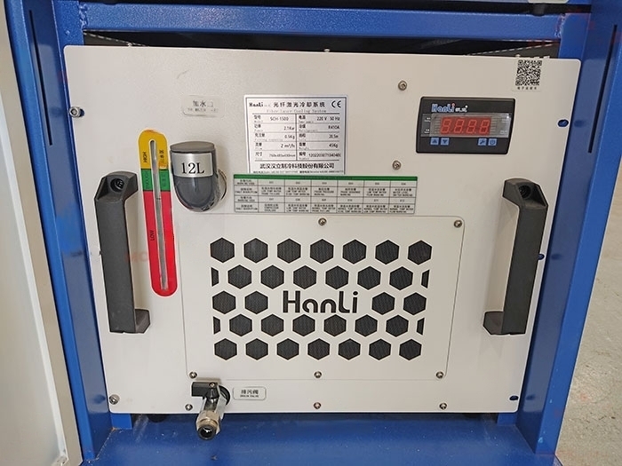 Волоконно-лазерный сварочный аппарат MFKY-W-HW2000-C 2кВт JPT с механизмом подачи проволоки