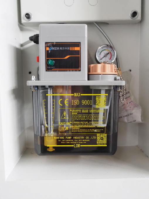 Горизонтальные токарные станки MetalCraft TCK60D-1000 c ЧПУ Fanuc (TCK60D-1000.F15/18,5.A2-8.12G.254T)